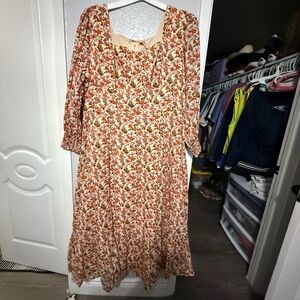 Ivy City beige floral dress